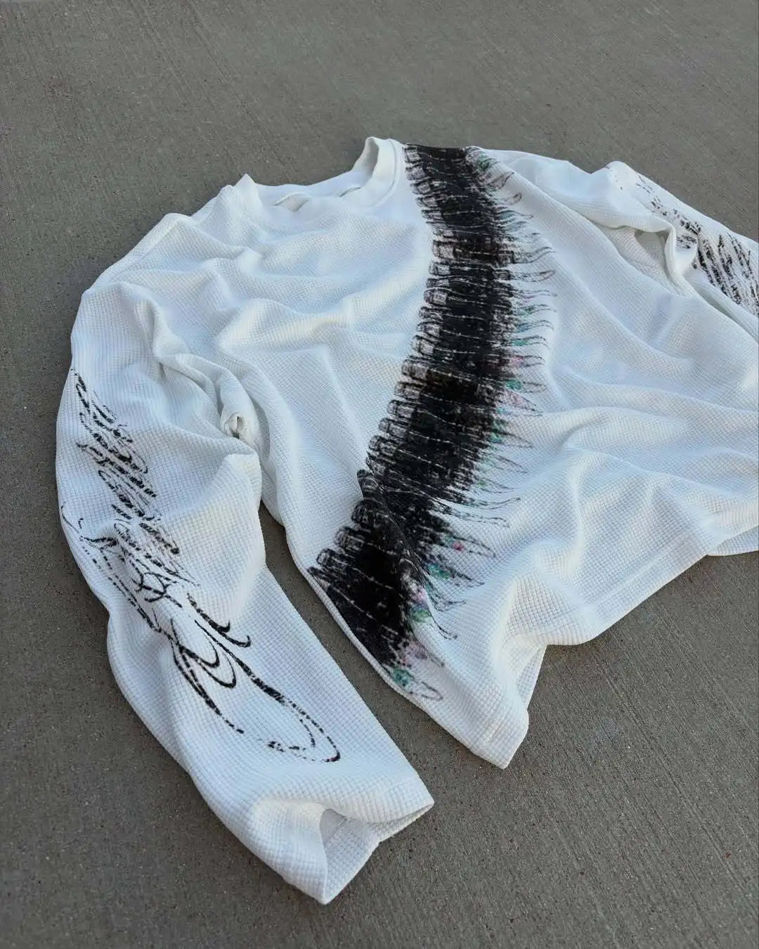 WHITE AMMUNITION LONGSLEEVE
